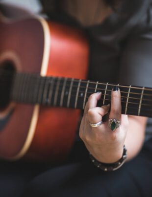 Sonora Santos - Revista Nove2